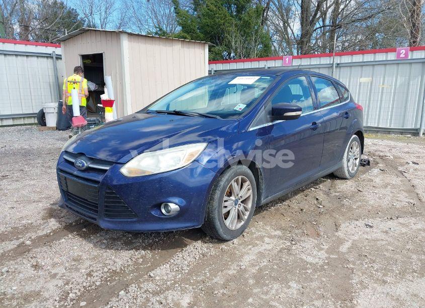Photo 2 of 2012 Ford Focus SEL (VIN 1FAHP3M28CL120729)