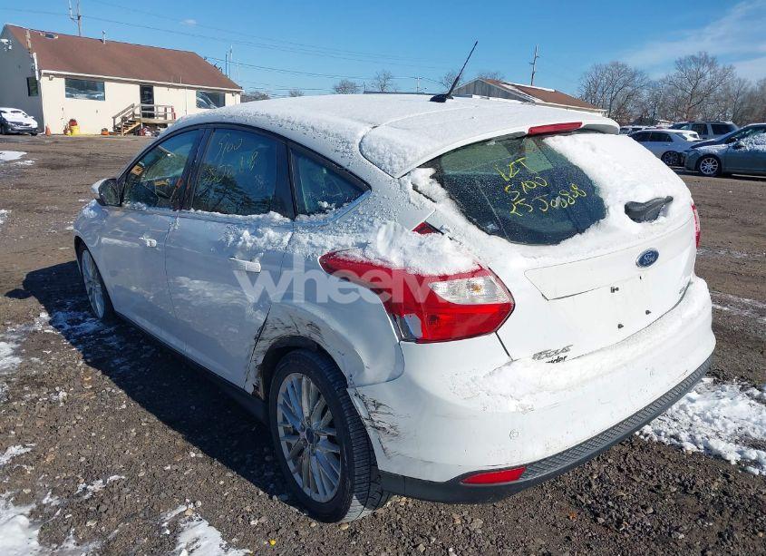 Photo 3 of 2012 Ford Focus SEL (VIN 1FAHP3M28CL193437)