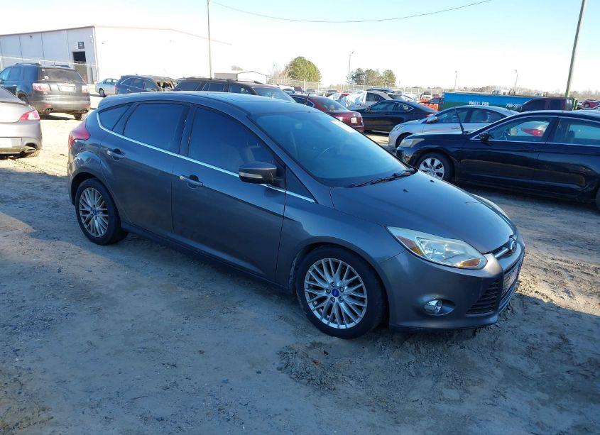 2012 Ford Focus SEL (VIN 1FAHP3M28CL282036) main photo