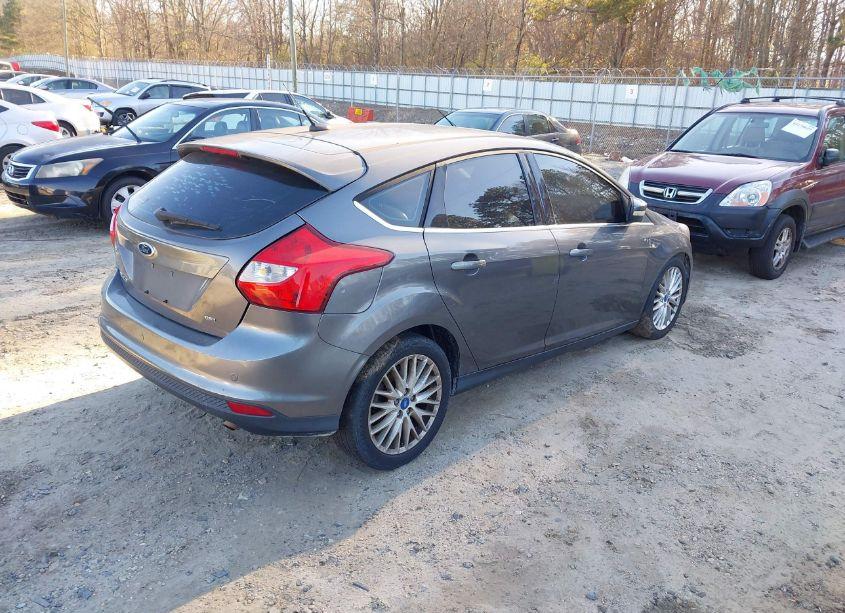 Photo 4 of 2012 Ford Focus SEL (VIN 1FAHP3M28CL282036)