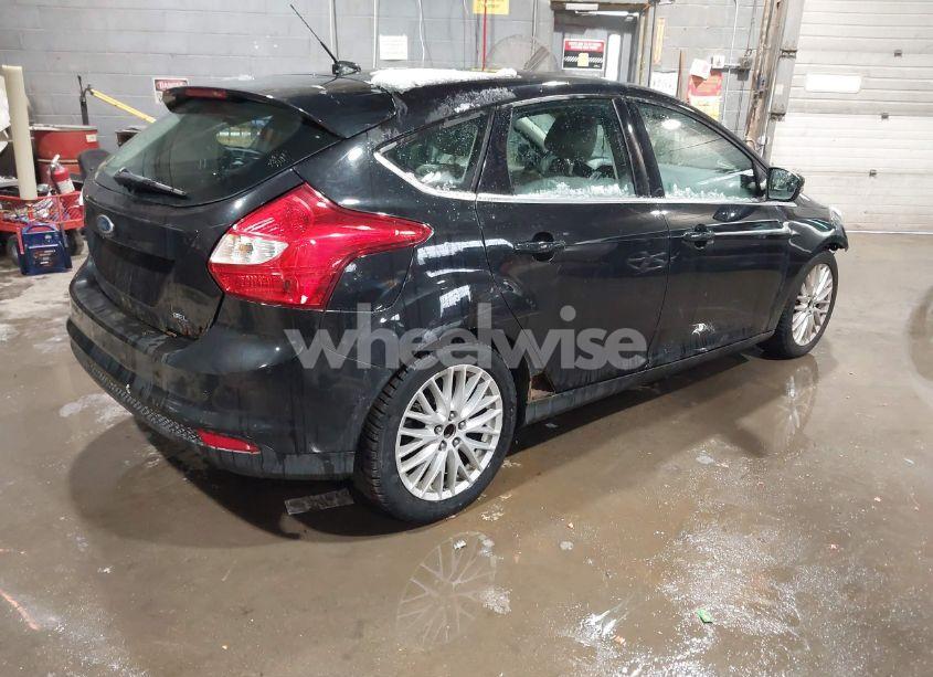 Photo 4 of 2012 Ford Focus SEL (VIN 1FAHP3M28CL286894)