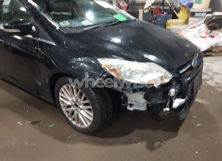 Photo 6 of 2012 Ford Focus SEL (VIN 1FAHP3M28CL286894)