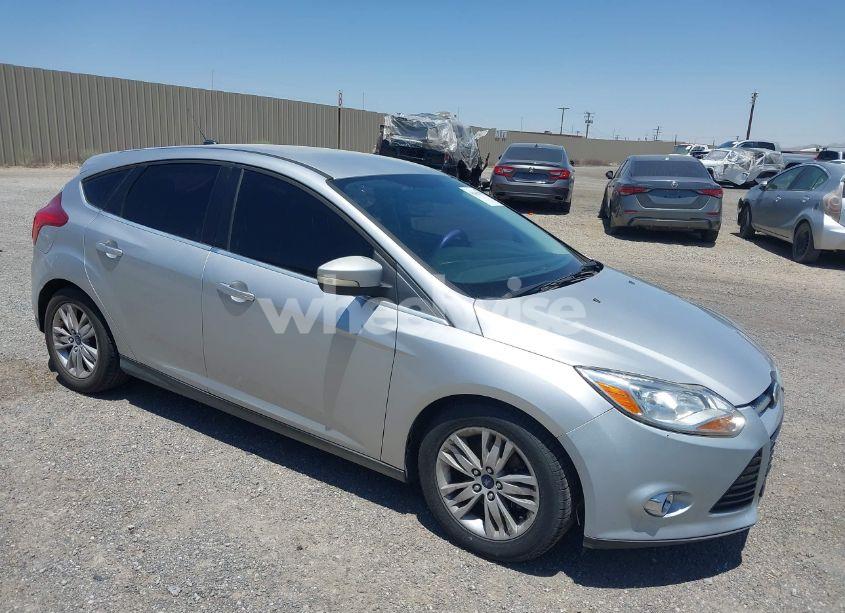 2012 Ford Focus SEL (VIN 1FAHP3M28CL314077) main photo