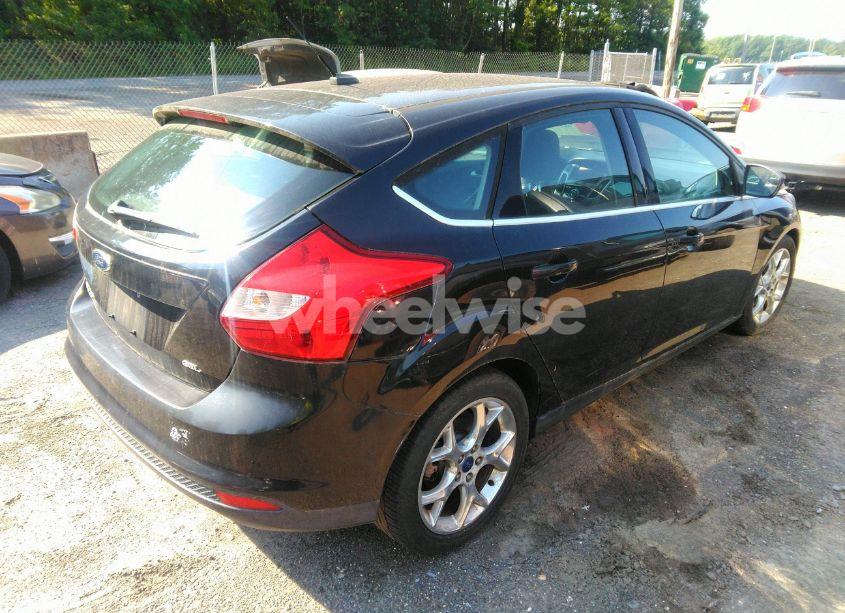 Photo 4 of 2012 Ford Focus SEL (VIN 1FAHP3M28CL356510)