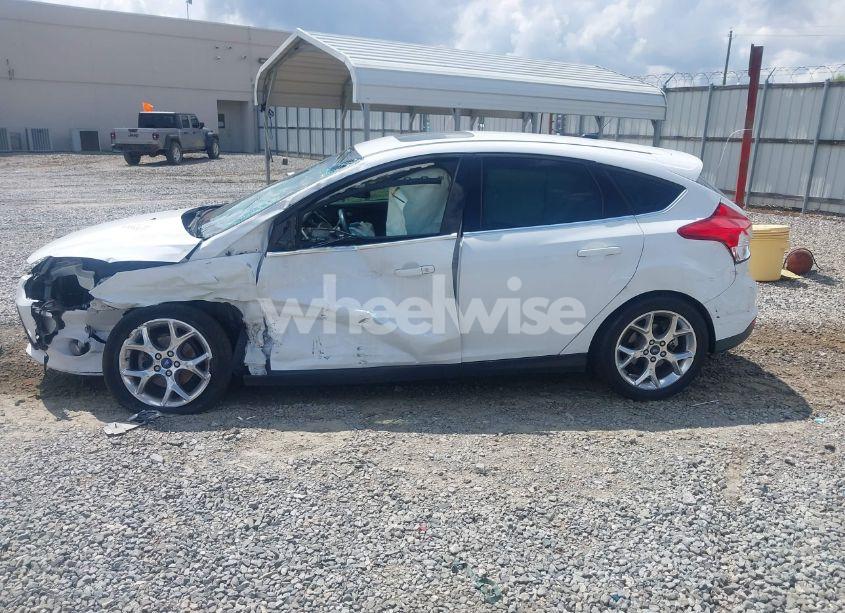 Photo 13 of 2012 Ford Focus SEL (VIN 1FAHP3M28CL370018)
