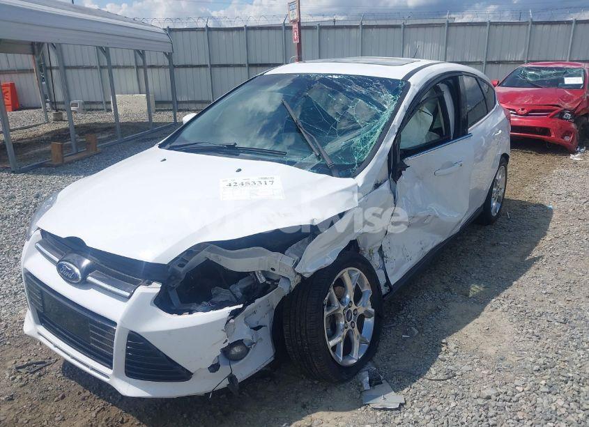 Photo 6 of 2012 Ford Focus SEL (VIN 1FAHP3M28CL370018)