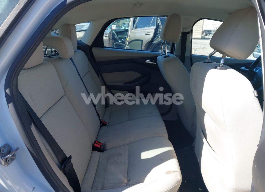 Photo 8 of 2012 Ford Focus SEL (VIN 1FAHP3M28CL374635)