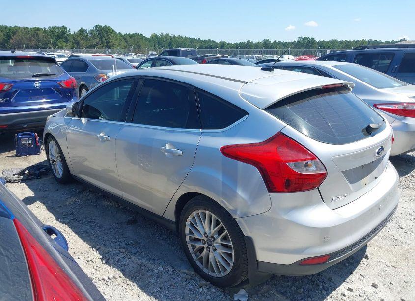 Photo 3 of 2012 Ford Focus SEL (VIN 1FAHP3M28CL453383)