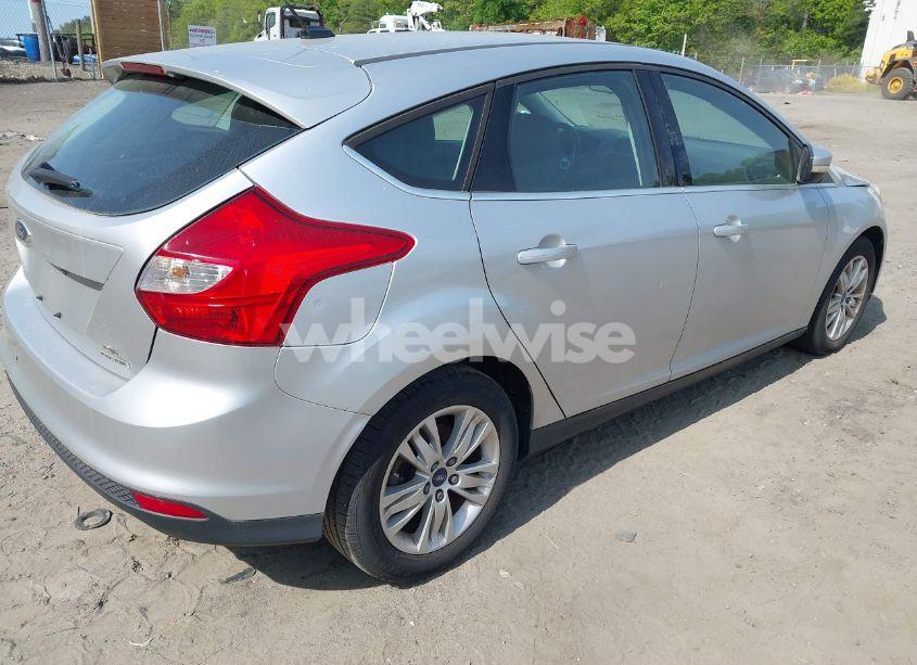 Photo 4 of 2012 Ford Focus SEL (VIN 1FAHP3M28CL453531)