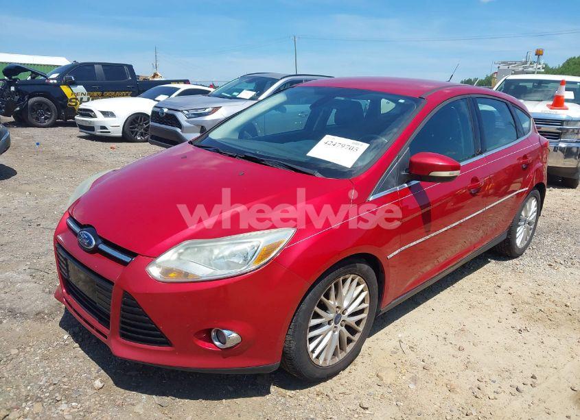 Photo 2 of 2012 Ford Focus SEL (VIN 1FAHP3M28CL473469)