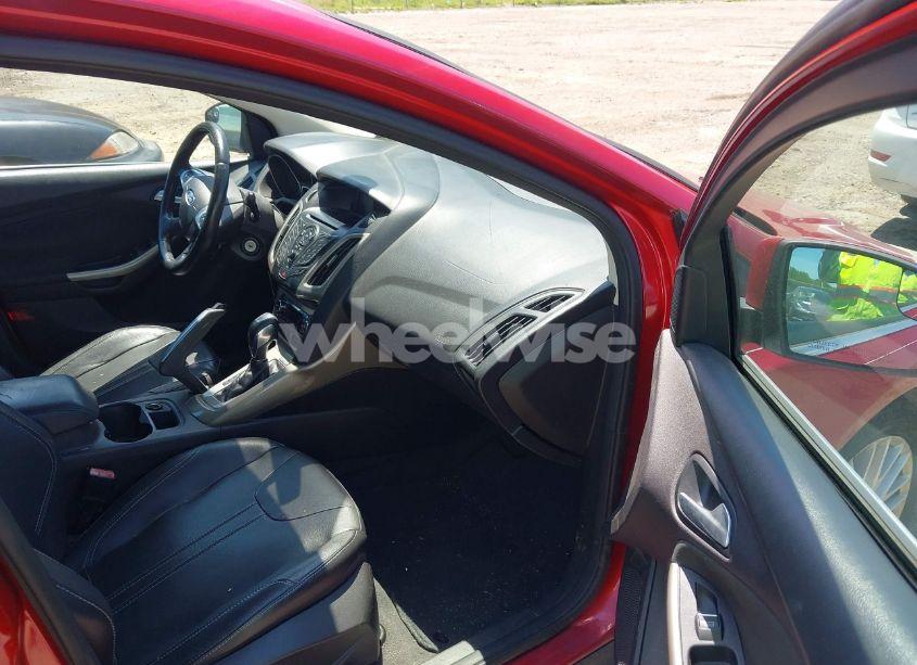 Photo 5 of 2012 Ford Focus SEL (VIN 1FAHP3M28CL473469)