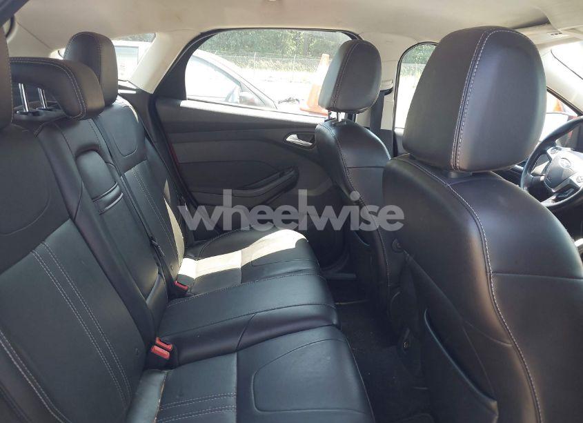 Photo 8 of 2012 Ford Focus SEL (VIN 1FAHP3M28CL473469)