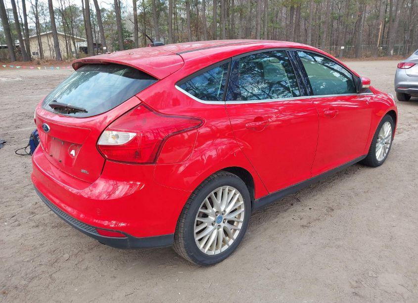 Photo 4 of 2012 Ford Focus SEL (VIN 1FAHP3M29CL245237)
