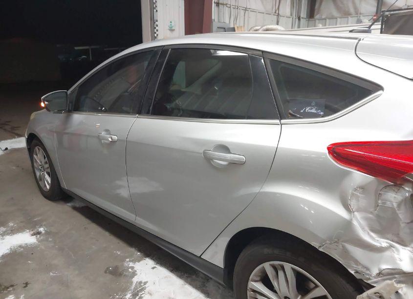 Photo 13 of 2012 Ford Focus SEL (VIN 1FAHP3M29CL334189)
