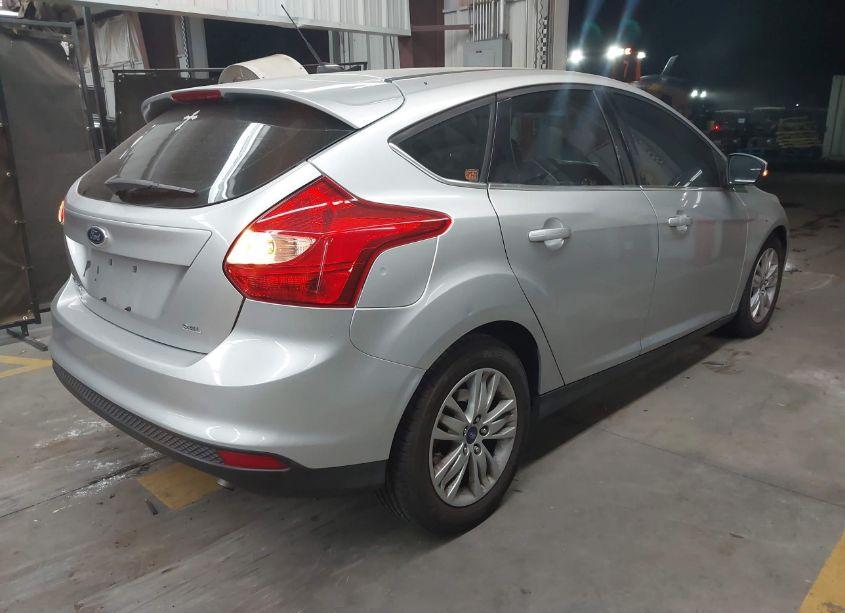 Photo 4 of 2012 Ford Focus SEL (VIN 1FAHP3M29CL334189)