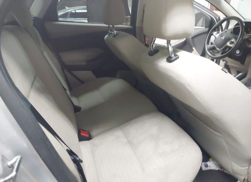 Photo 8 of 2012 Ford Focus SEL (VIN 1FAHP3M29CL334189)