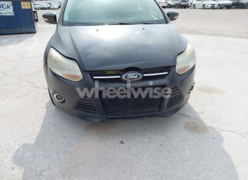 Photo 6 of 2012 Ford Focus SEL (VIN 1FAHP3M29CL375647)