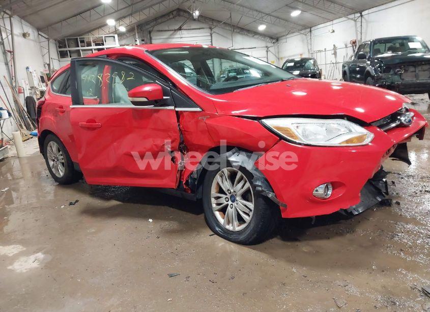 2012 Ford Focus SEL (VIN 1FAHP3M2XCL226051) main photo