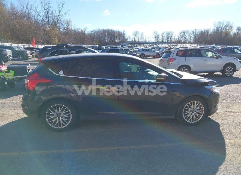 Photo 13 of 2012 Ford Focus SEL (VIN 1FAHP3M2XCL326067)