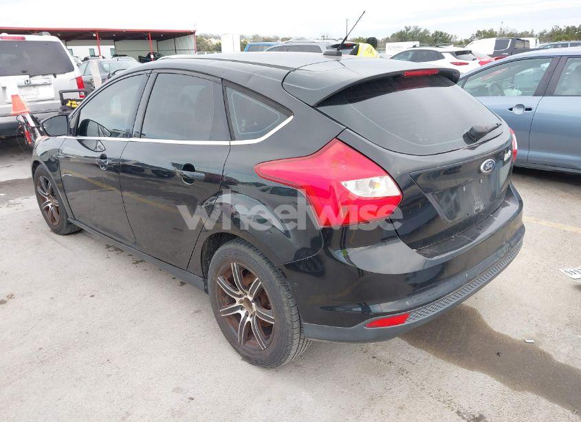 Photo 3 of 2012 Ford Focus SEL (VIN 1FAHP3M2XCL410146)