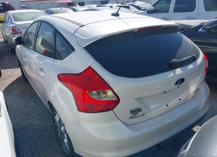 Photo 3 of 2012 Ford Focus SEL (VIN 1FAHP3M2XCL473084)