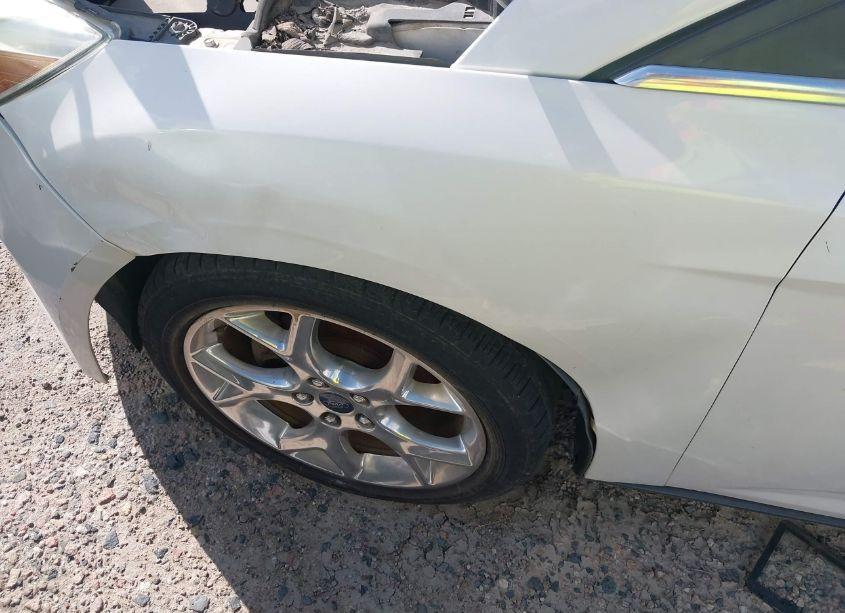 Photo 6 of 2012 Ford Focus SEL (VIN 1FAHP3M2XCL473084)