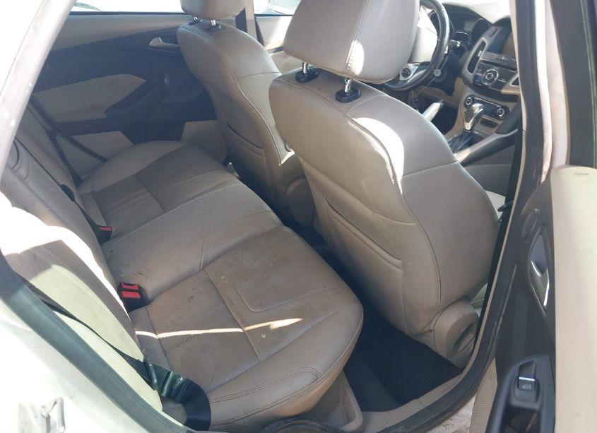 Photo 8 of 2012 Ford Focus SEL (VIN 1FAHP3M2XCL473084)