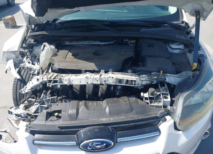 Photo 10 of 2012 Ford Focus TITANIUM (VIN 1FAHP3N20CL161399)