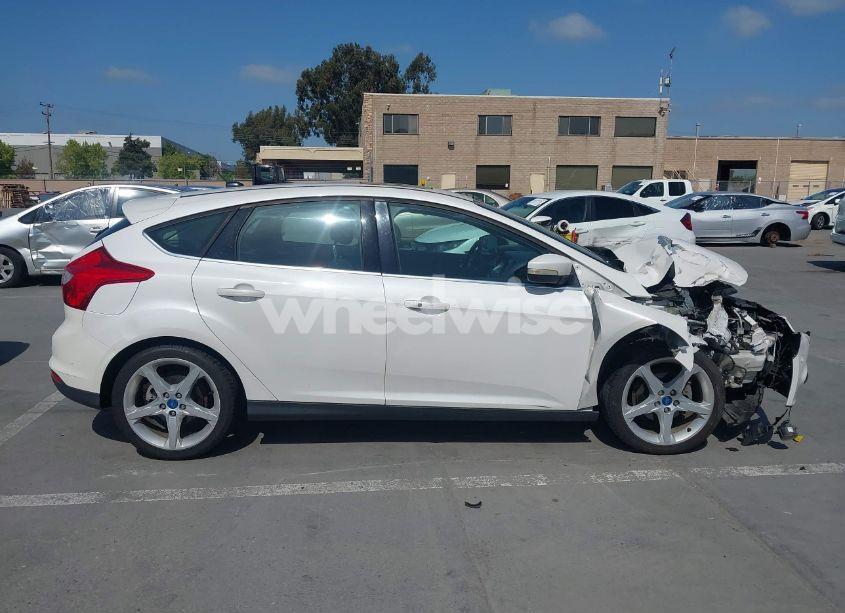 Photo 13 of 2012 Ford Focus TITANIUM (VIN 1FAHP3N20CL161399)