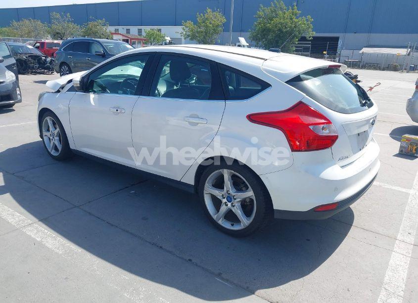 Photo 3 of 2012 Ford Focus TITANIUM (VIN 1FAHP3N20CL161399)