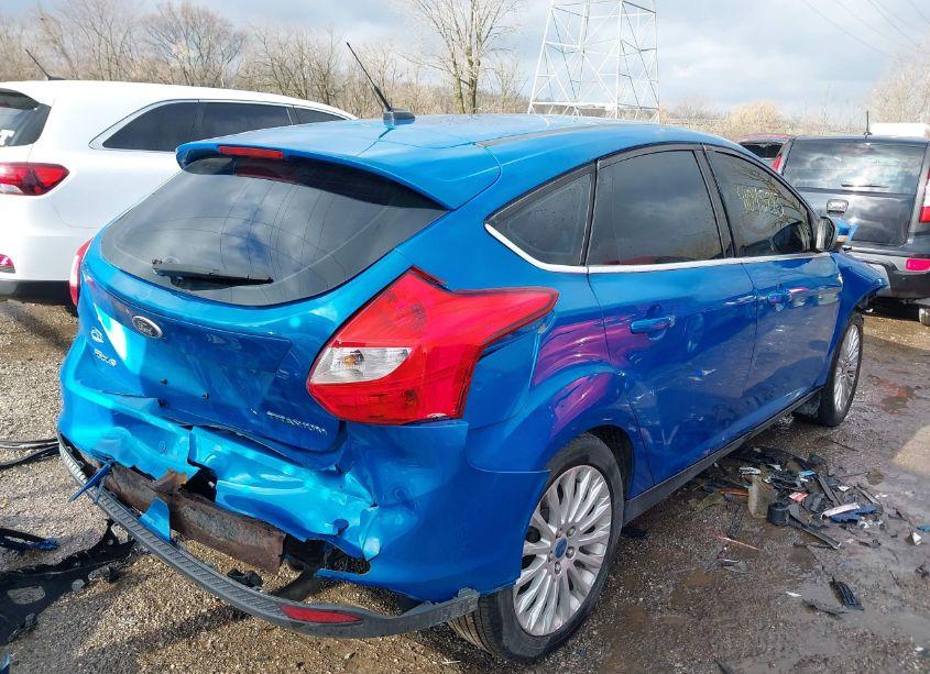 Photo 4 of 2012 Ford Focus TITANIUM (VIN 1FAHP3N21CL200128)