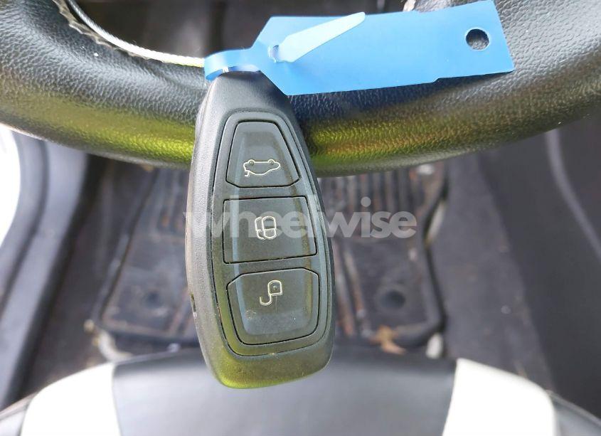 Photo 11 of 2012 Ford Focus TITANIUM (VIN 1FAHP3N21CL272141)