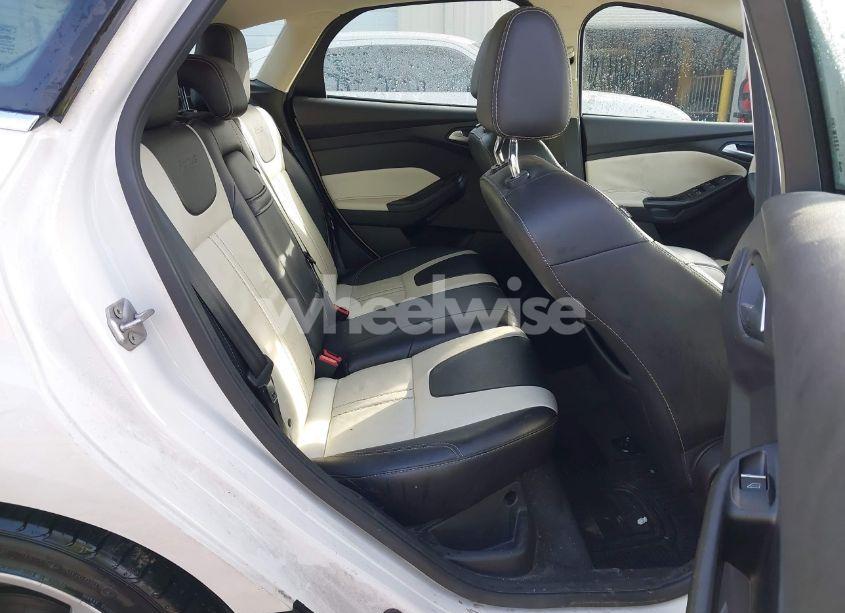 Photo 8 of 2012 Ford Focus TITANIUM (VIN 1FAHP3N21CL272141)