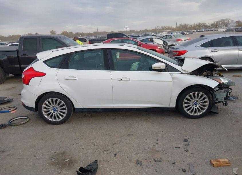 Photo 14 of 2012 Ford Focus TITANIUM (VIN 1FAHP3N21CL294771)