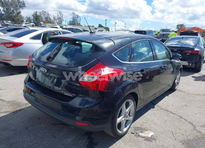 Photo 4 of 2012 Ford Focus TITANIUM (VIN 1FAHP3N22CL426419)