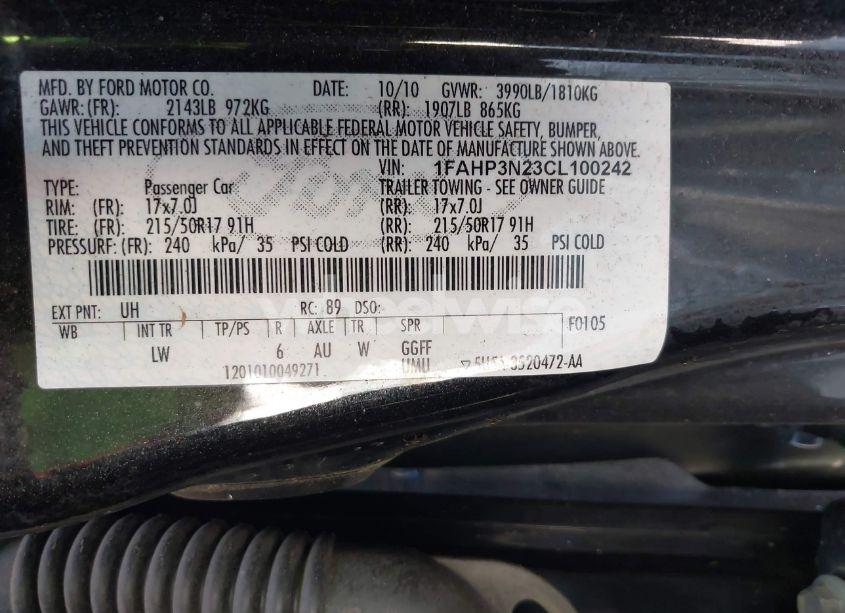 Photo 9 of 2012 Ford Focus TITANIUM (VIN 1FAHP3N23CL100242)