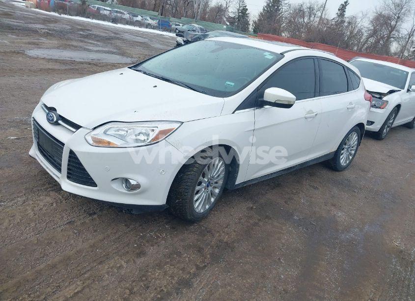 Photo 2 of 2012 Ford Focus TITANIUM (VIN 1FAHP3N23CL119048)
