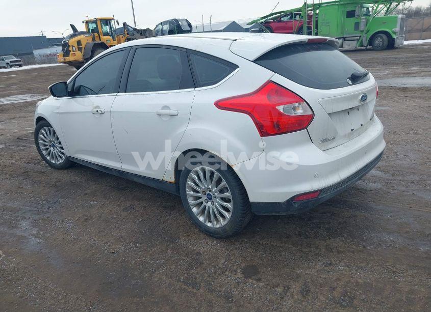 Photo 3 of 2012 Ford Focus TITANIUM (VIN 1FAHP3N23CL119048)