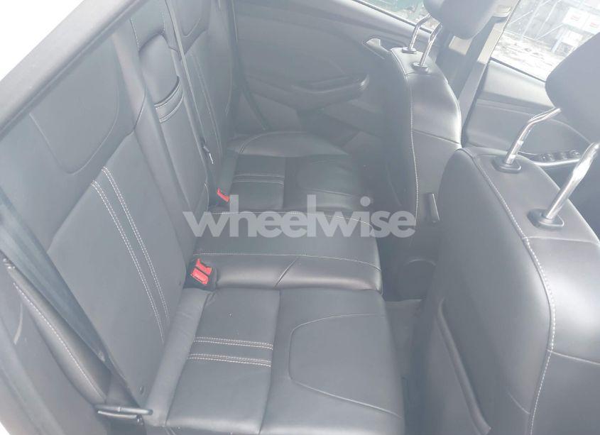Photo 8 of 2012 Ford Focus TITANIUM (VIN 1FAHP3N23CL119048)