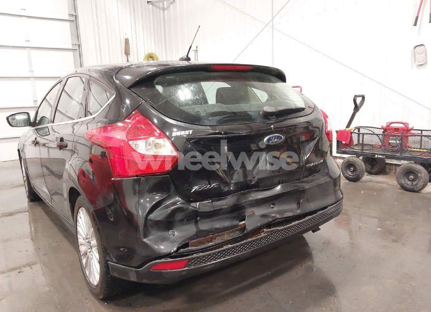 Photo 6 of 2012 Ford Focus TITANIUM (VIN 1FAHP3N23CL151871)