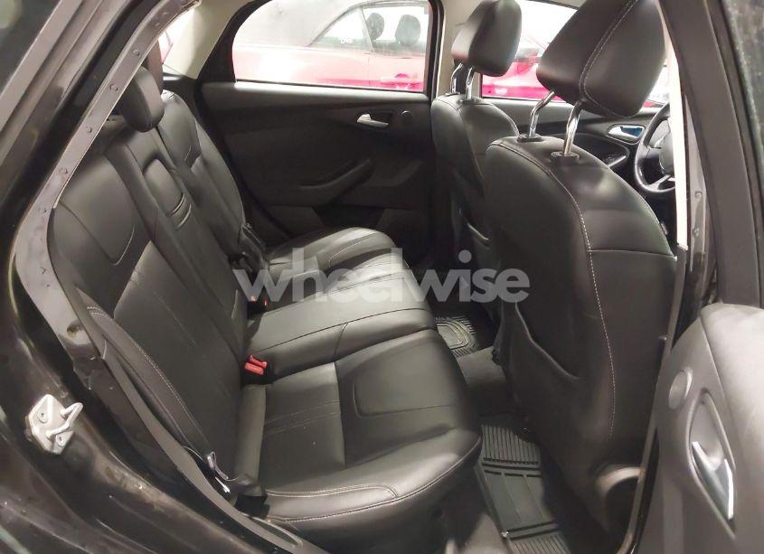 Photo 8 of 2012 Ford Focus TITANIUM (VIN 1FAHP3N23CL151871)