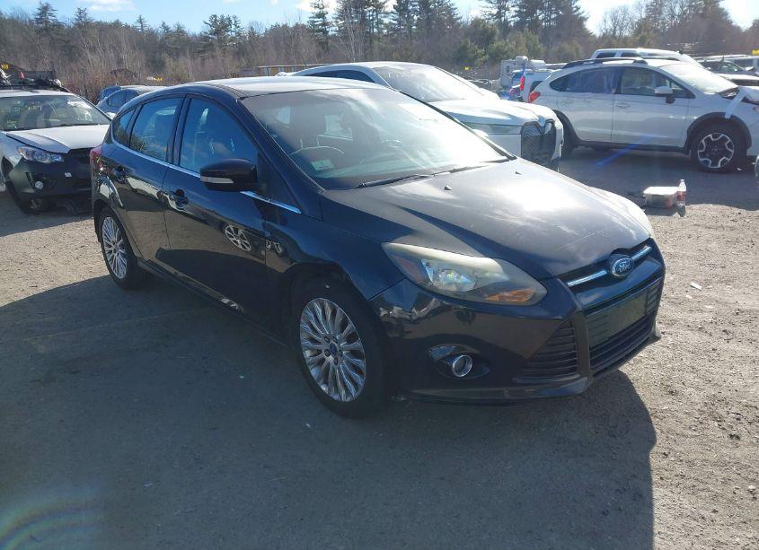 2012 Ford Focus TITANIUM (VIN 1FAHP3N23CL171831) main photo