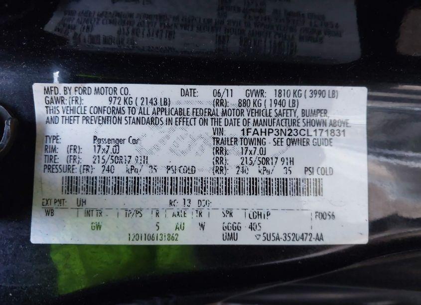 Photo 9 of 2012 Ford Focus TITANIUM (VIN 1FAHP3N23CL171831)