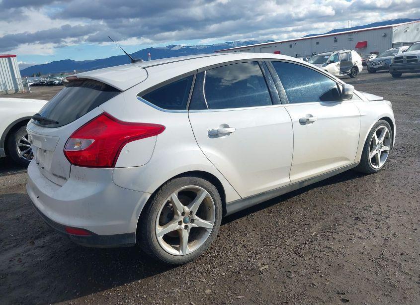 Photo 4 of 2012 Ford Focus TITANIUM (VIN 1FAHP3N23CL257964)