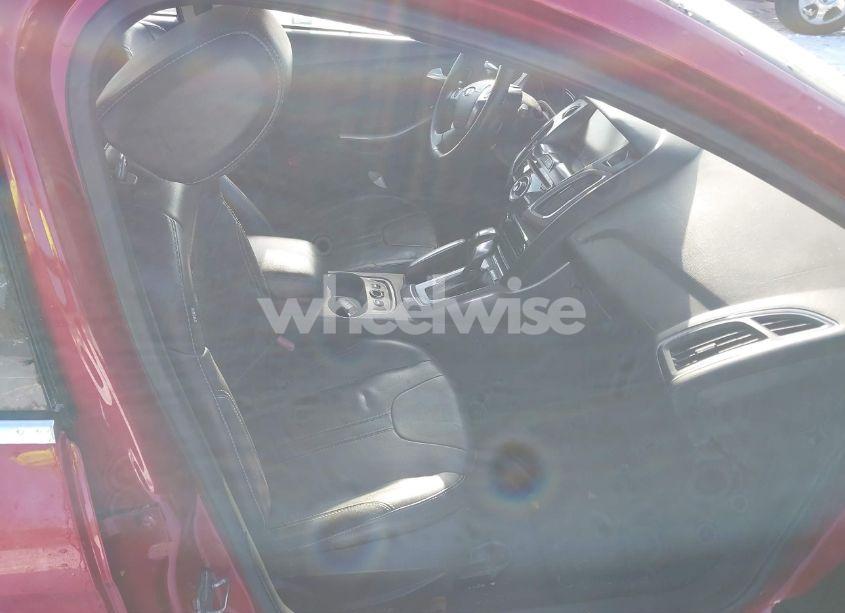 Photo 5 of 2012 Ford Focus TITANIUM (VIN 1FAHP3N23CL441771)