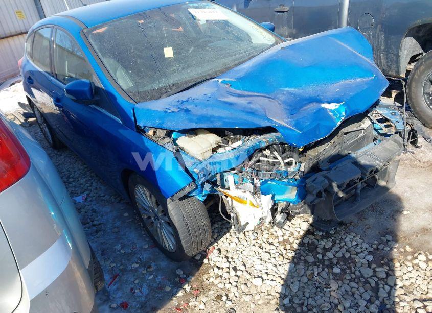 2012 Ford Focus TITANIUM (VIN 1FAHP3N23CL471871) main photo