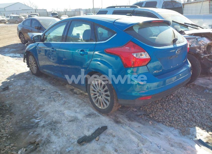 Photo 3 of 2012 Ford Focus TITANIUM (VIN 1FAHP3N23CL471871)