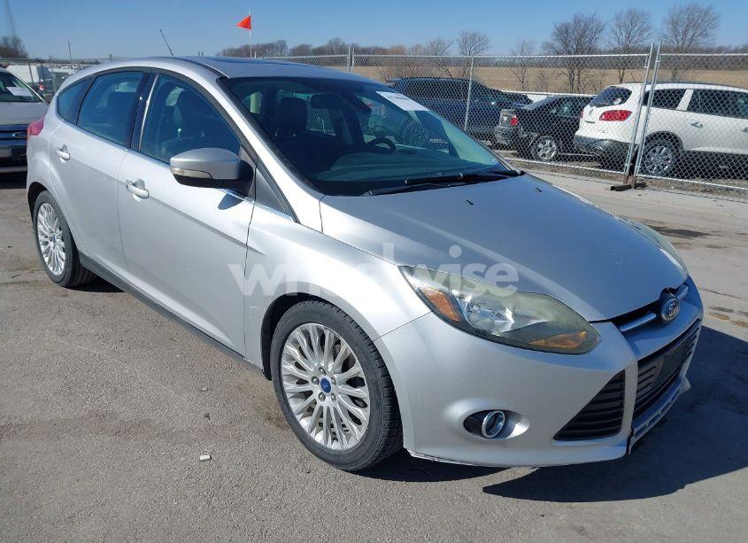 2012 Ford Focus TITANIUM (VIN 1FAHP3N24CL267418) main photo