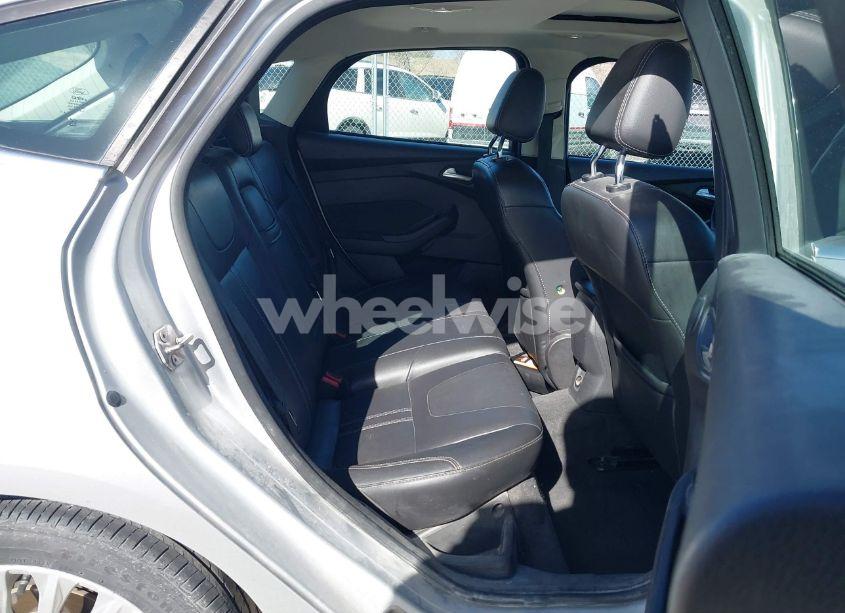 Photo 8 of 2012 Ford Focus TITANIUM (VIN 1FAHP3N24CL267418)