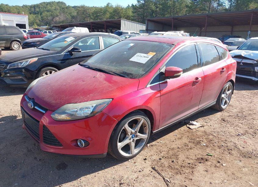 Photo 2 of 2012 Ford Focus TITANIUM (VIN 1FAHP3N25CL231740)
